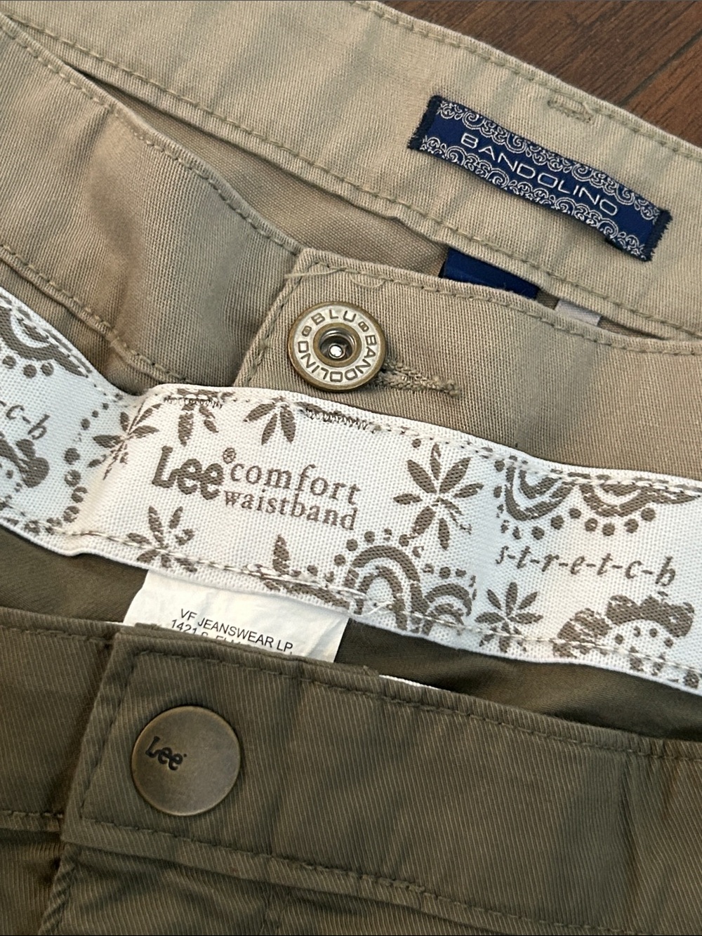 NWOT Womens (2) Casual/Utility Relaxed Capri Pants